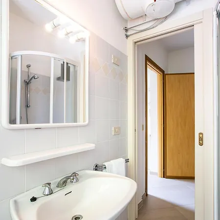 Apartment Lina